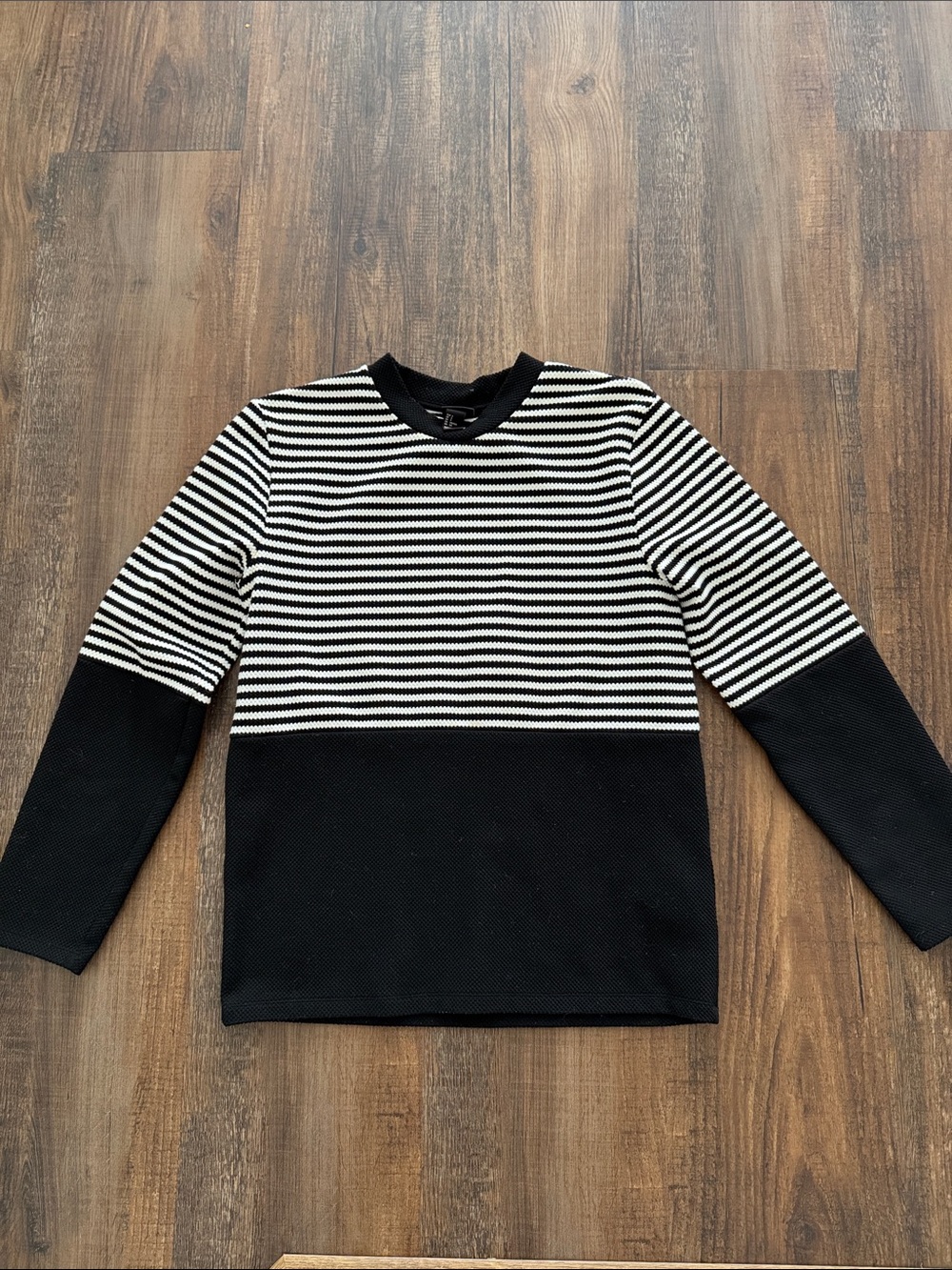 H&M Black and White Striped Knit Top